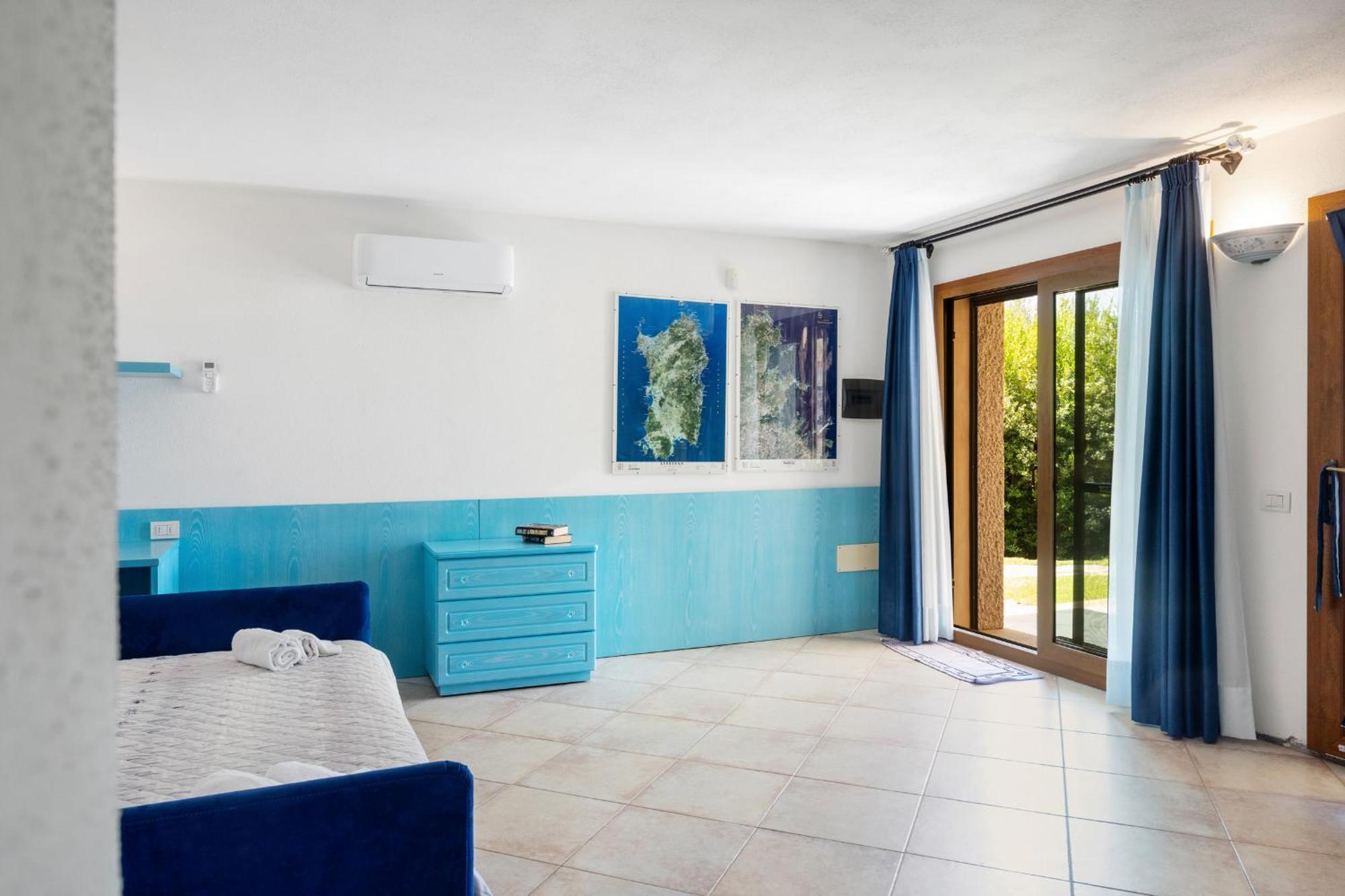 Casa Laura Al Mare Con Piscina * Olbia